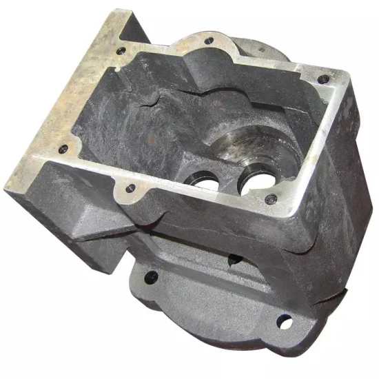 موقع تشغيل الخراطة والتفريز باستخدام CNC لقطع الحديد الزهر، · هياكل الماكينات، والعوارض الطولية والعرضية، وقواعد الماكينات، وهياكل الإطارات؛ · حوامل المحامل، وقواعد القضبان التوجيهية، وقواعد الدعم، وغيرها من المكونات الهيكلية الأساسية؛ · هياكل علب التروس، وأغلفة الضواغط، والمكونات الهيكلية ذات الصلة.